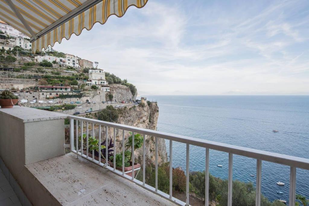 Вілла La Terrazza Амальфі Екстер'єр фото