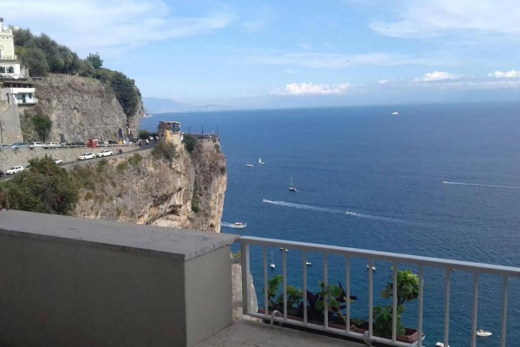 Вілла La Terrazza Амальфі Екстер'єр фото